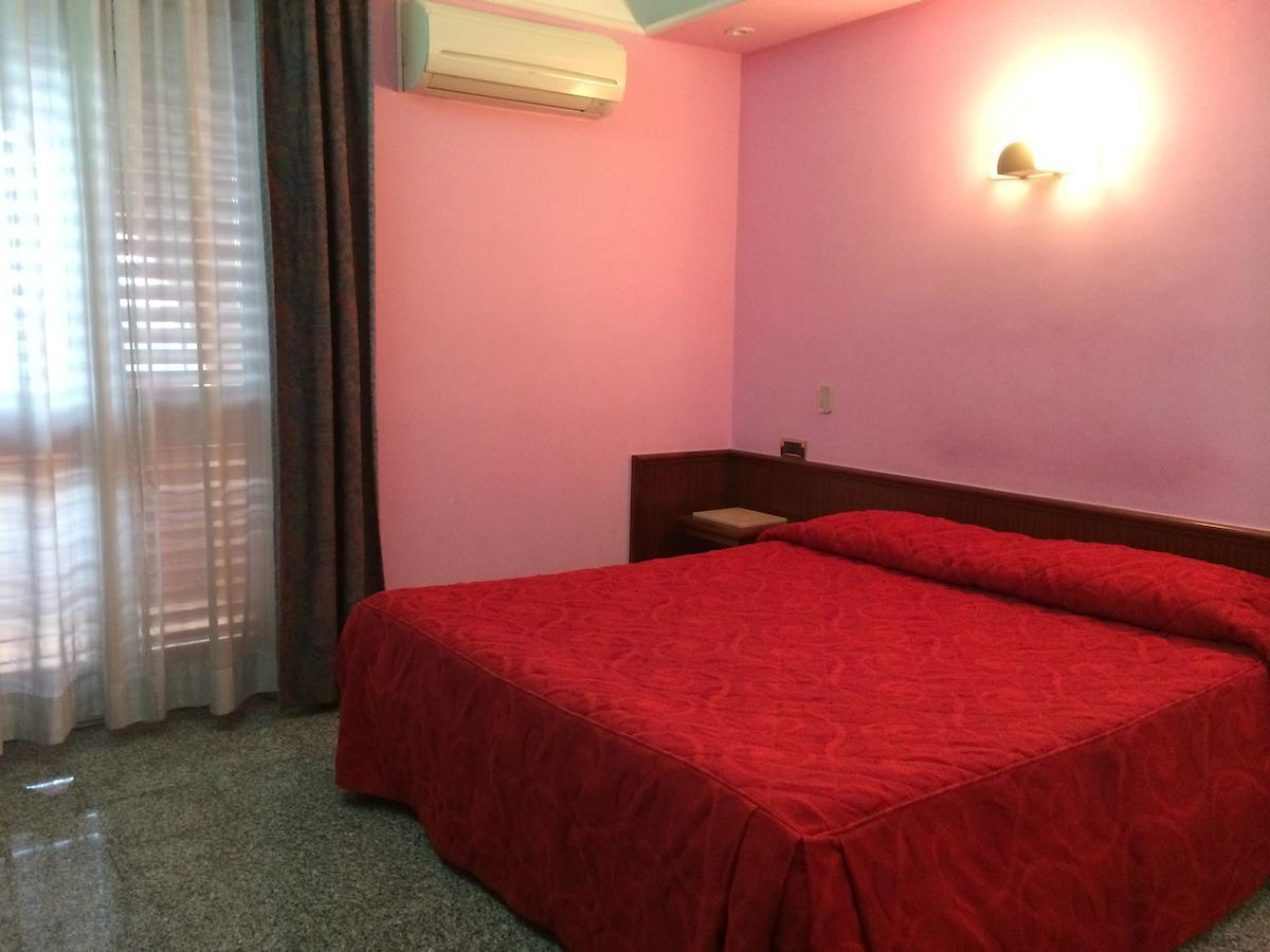 Re Di Cuori Hotel Caianello Room photo