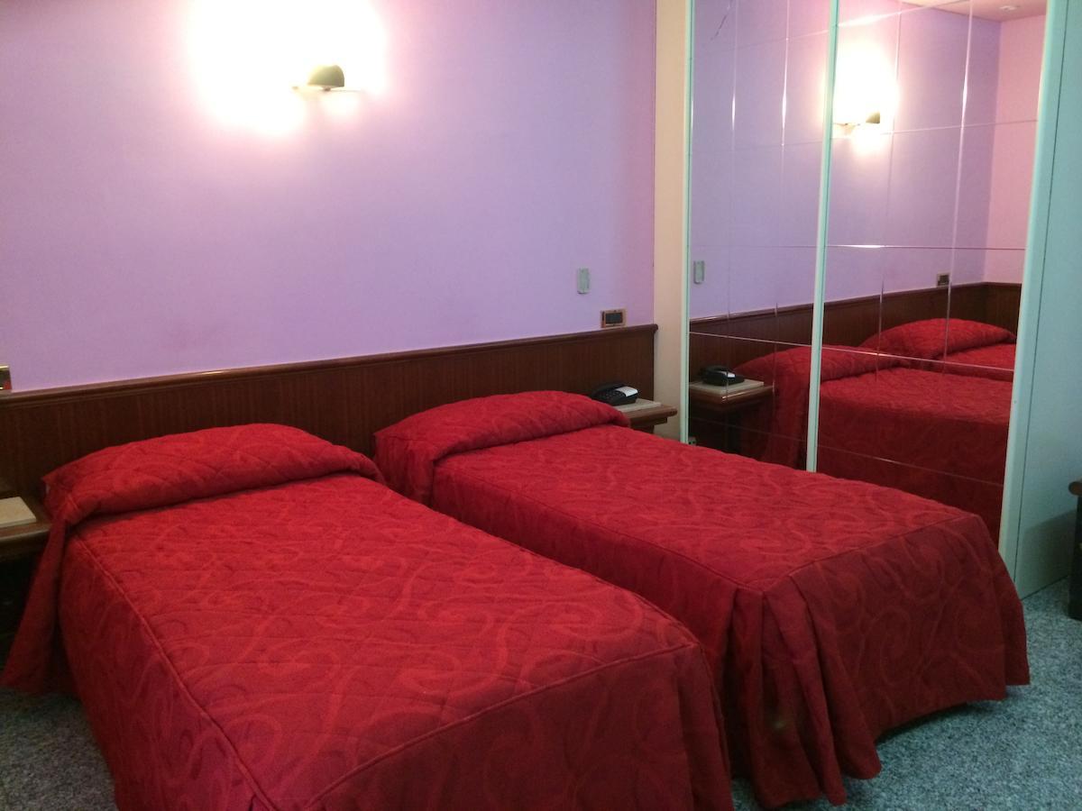 Re Di Cuori Hotel Caianello Room photo